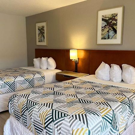 Motel 6 Forrest City Ar מראה חיצוני תמונה