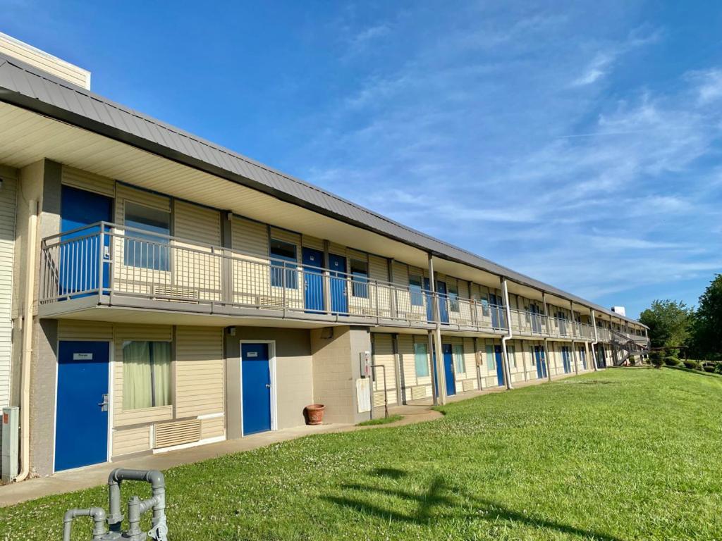 Motel 6 Forrest City Ar מראה חיצוני תמונה
